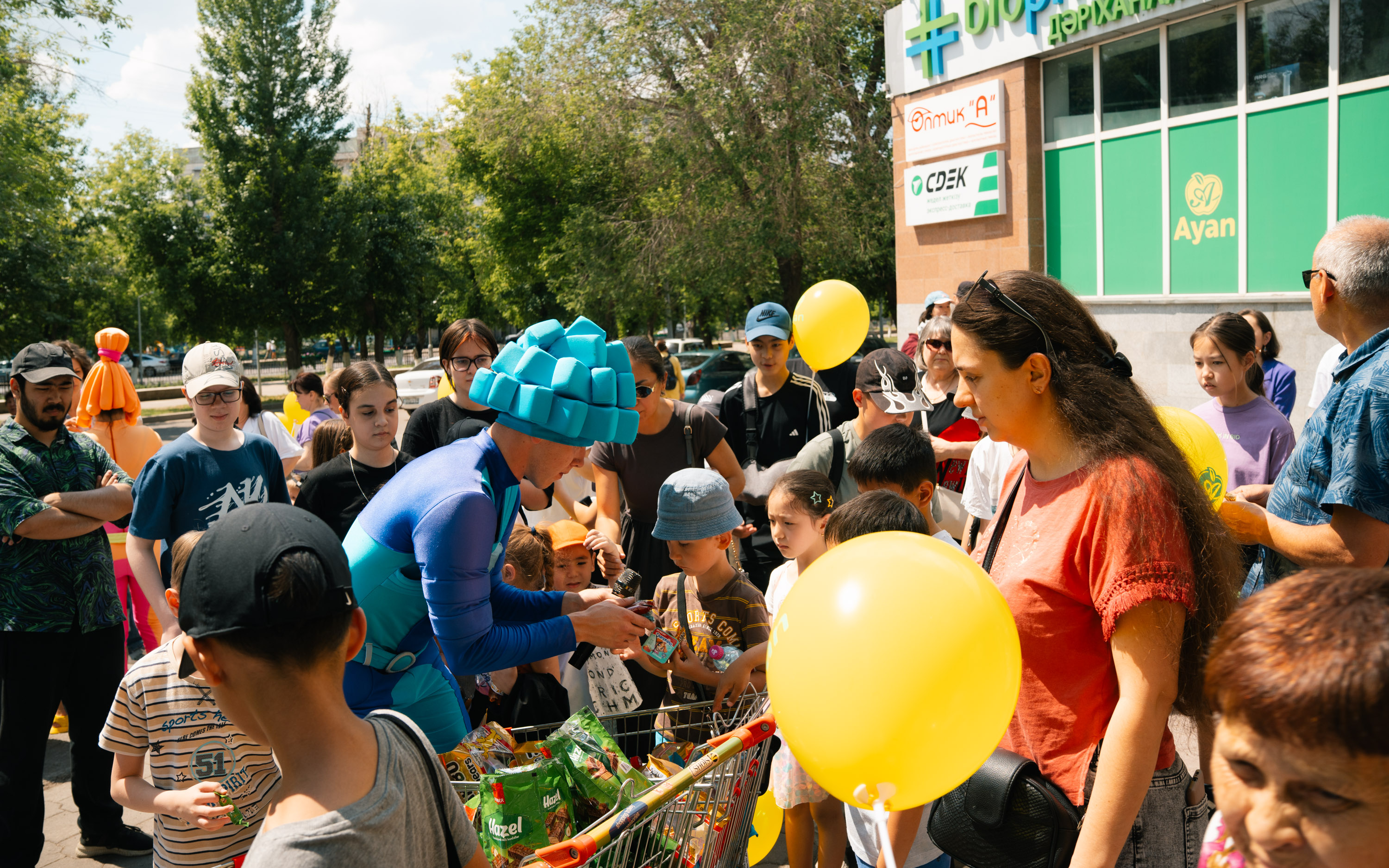 1 июня — Праздник Детства в супермаркетах Аян.