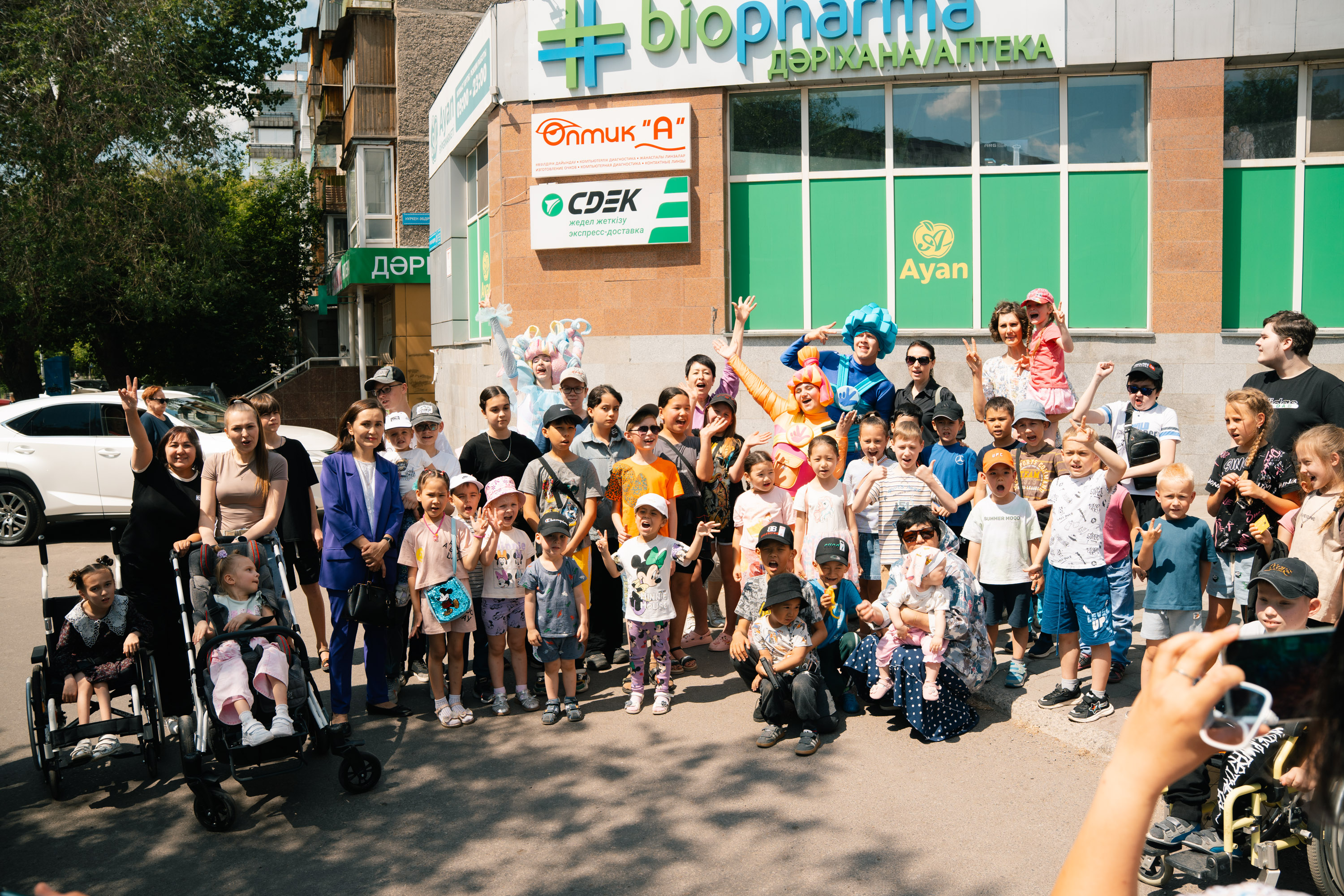 1 июня — Праздник Детства в супермаркетах Аян.