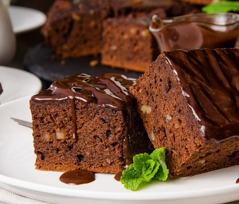 Шоколадные пирожные (брауни)