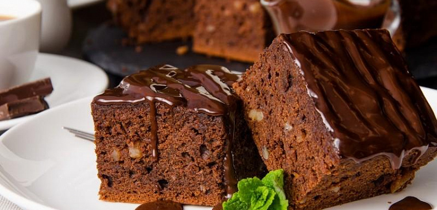 Шоколадные пирожные (брауни)