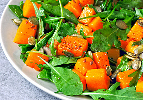 Салат из тыквы с рукколой