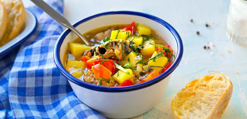 Суп из консервированной сайры с овощами